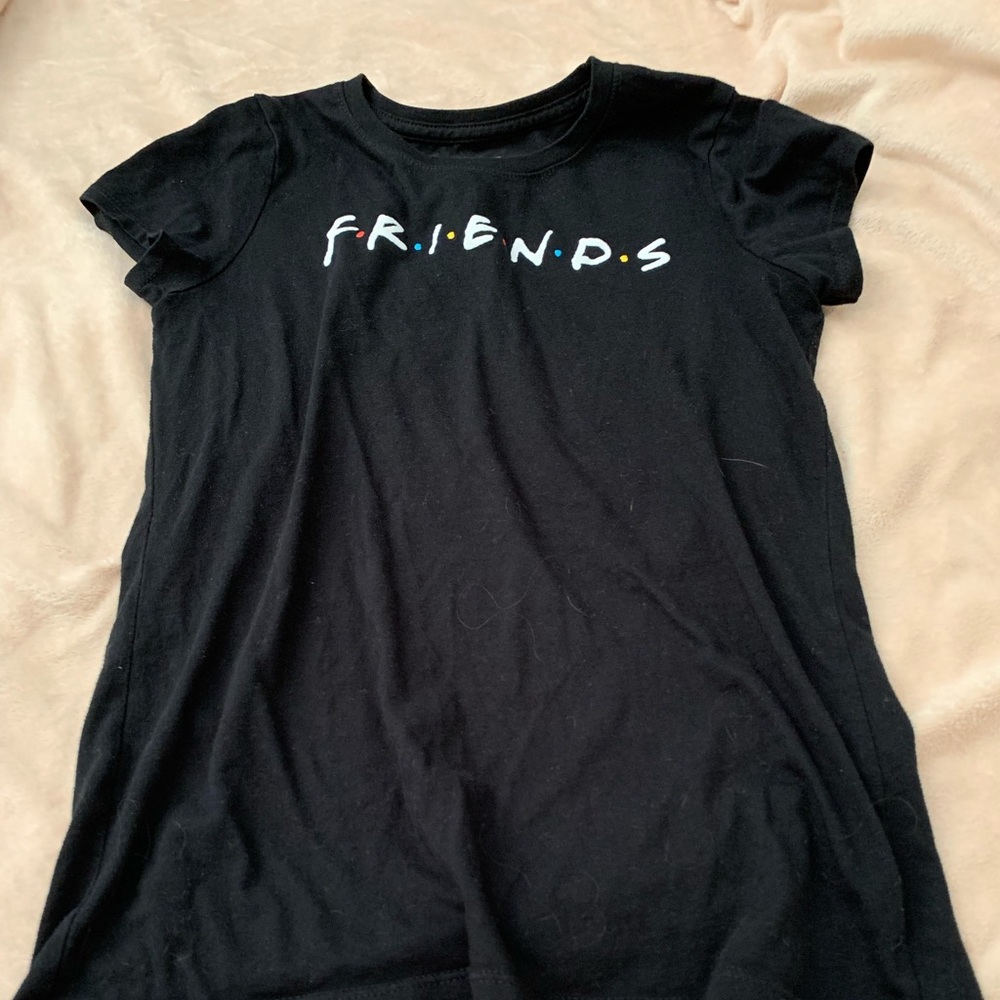 “Friends” T-shirt, Youth XL, Black